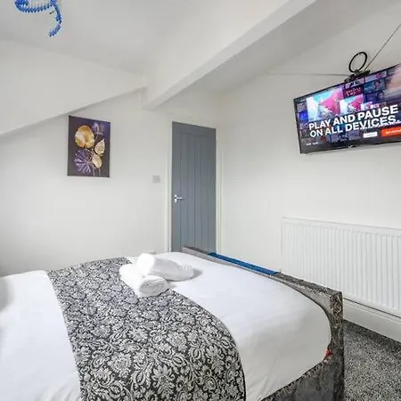 16pt1 - Spectacular In Armley Homestay Leeds (West Yorkshire)
