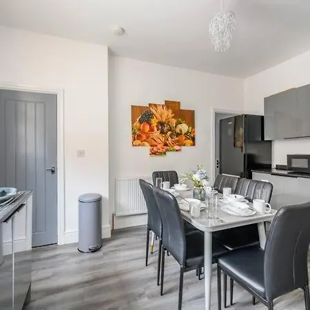 16pt1 - Spectacular In Armley *